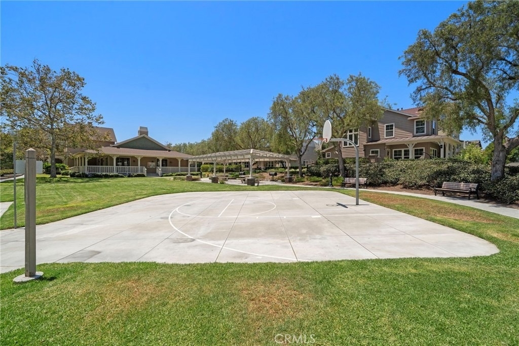 221 Landmark - Photo 37