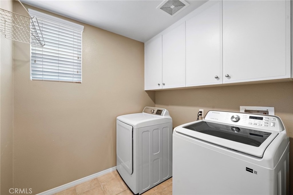 221 Landmark - Photo 20