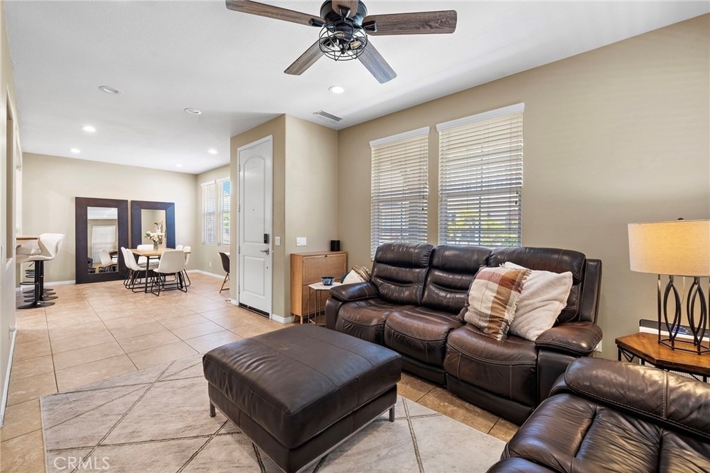 221 Landmark - Photo 7