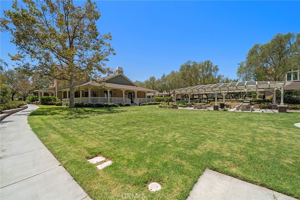 221 Landmark - Photo 36