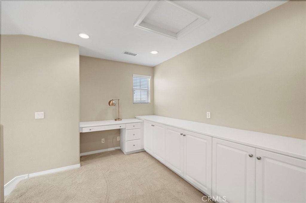 221 Landmark - Photo 30
