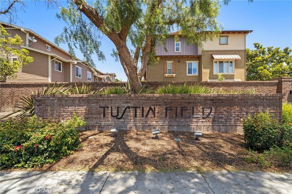 221 Landmark - Photo 40