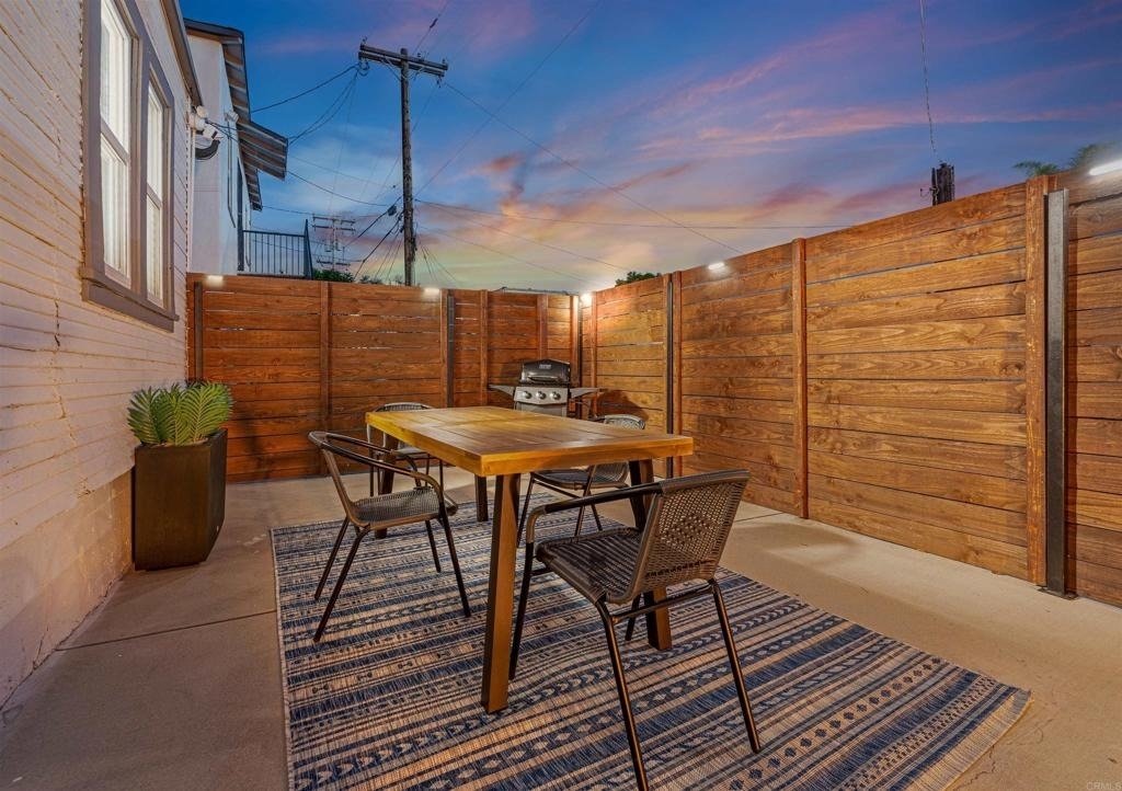 513 Lantana Drive - Photo 2
