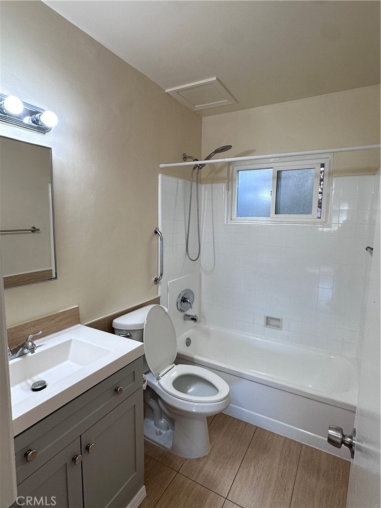 918 E Acacia - Photo 5