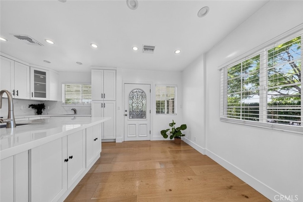 7502 Farmdale Avenue - Photo 24