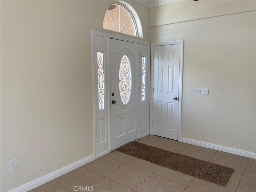 15921 Pine St. - Photo 5