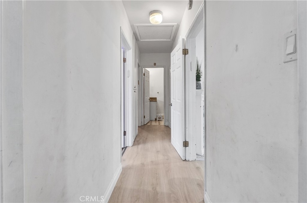 4919 Newcastle Avenue - Photo 14