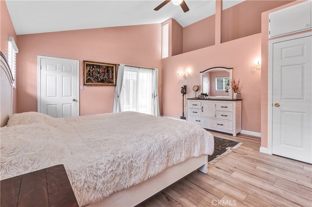 4919 Newcastle Avenue - Photo 22