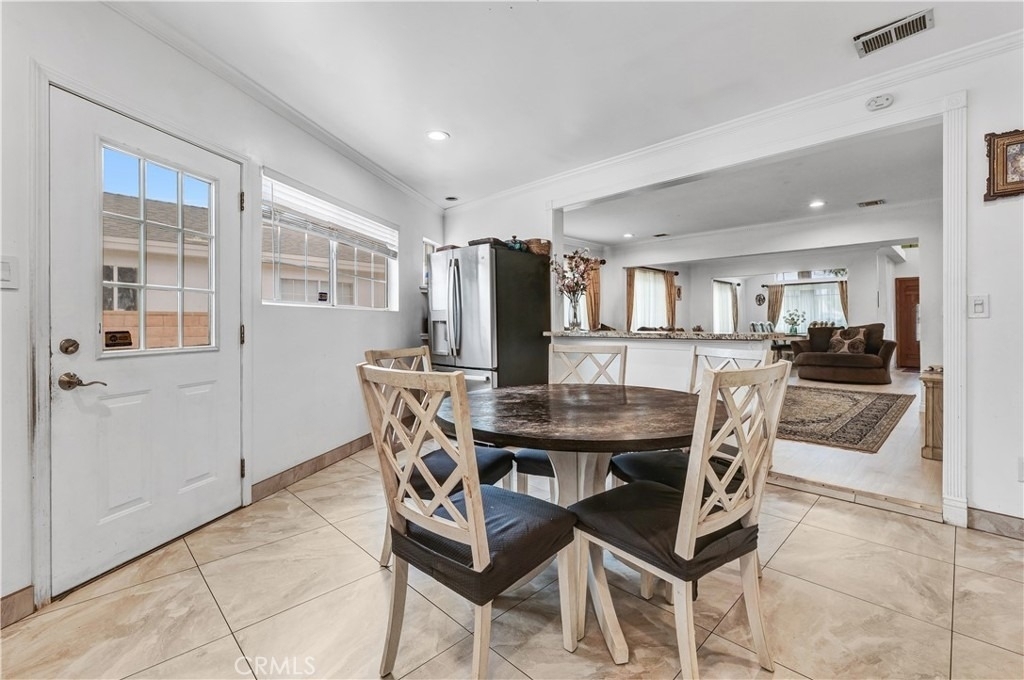4919 Newcastle Avenue - Photo 12