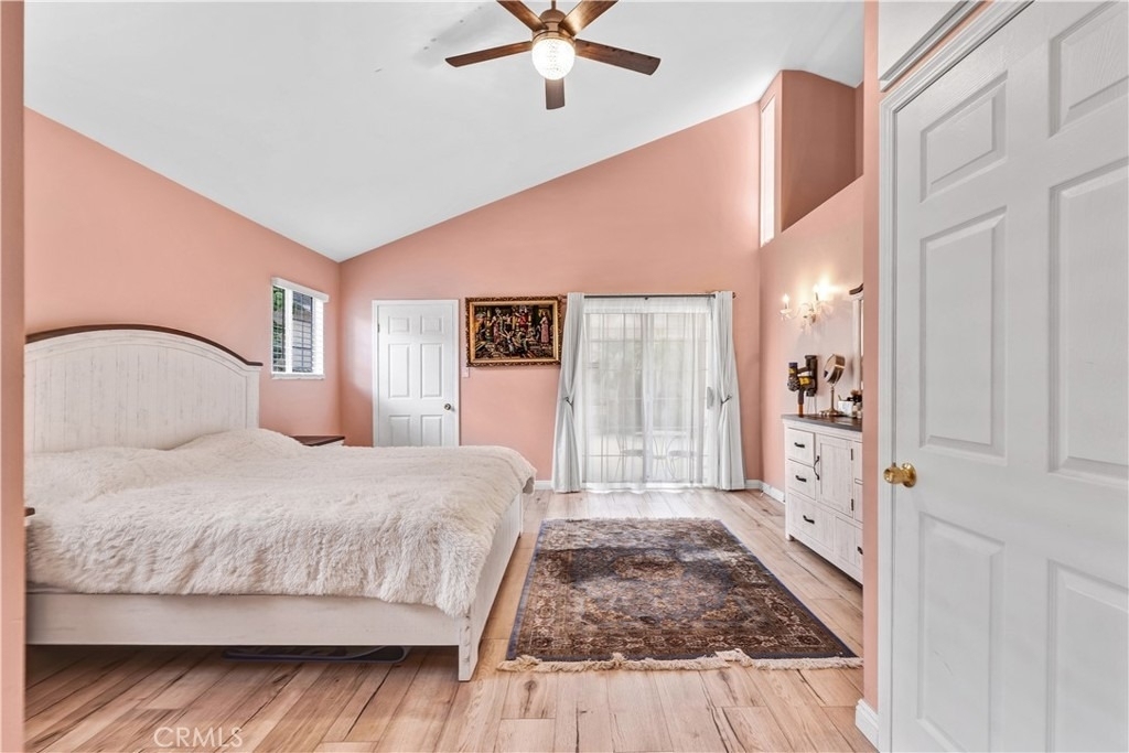 4919 Newcastle Avenue - Photo 20