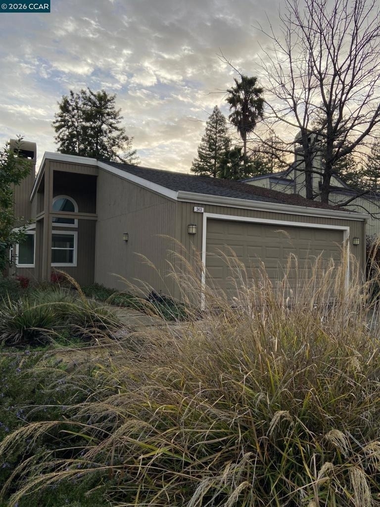 343 Flaming Oak Dr - Photo 1