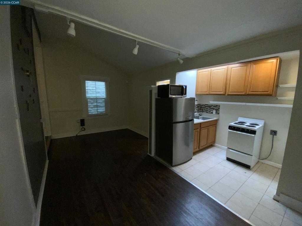 1720 Sonoma - Photo 12
