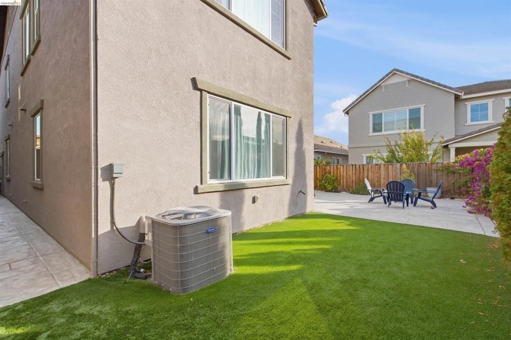 813 Stickney Way - Photo 29