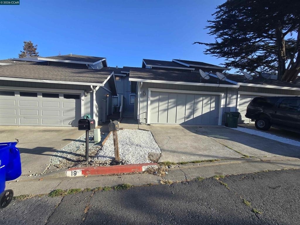 21 Dove Ln - Photo 0