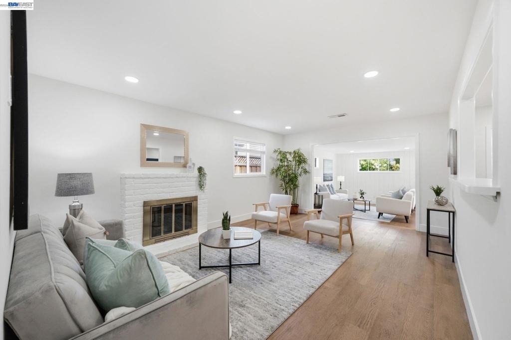 35458 Orleans Dr - Photo 2