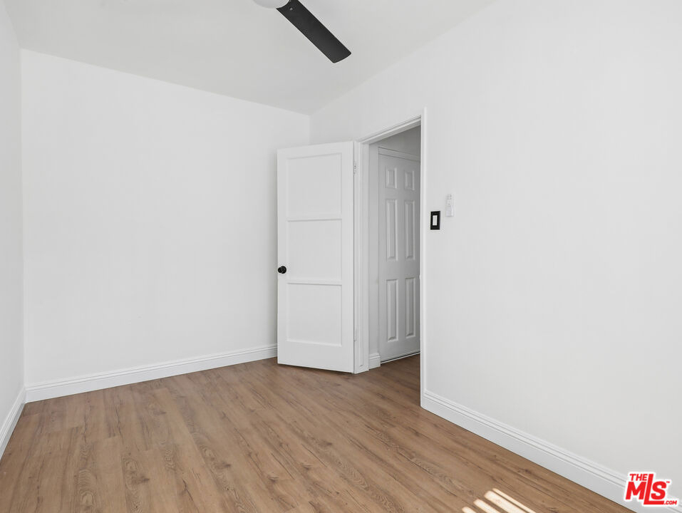 4010 Los Feliz Boulevard - Photo 13