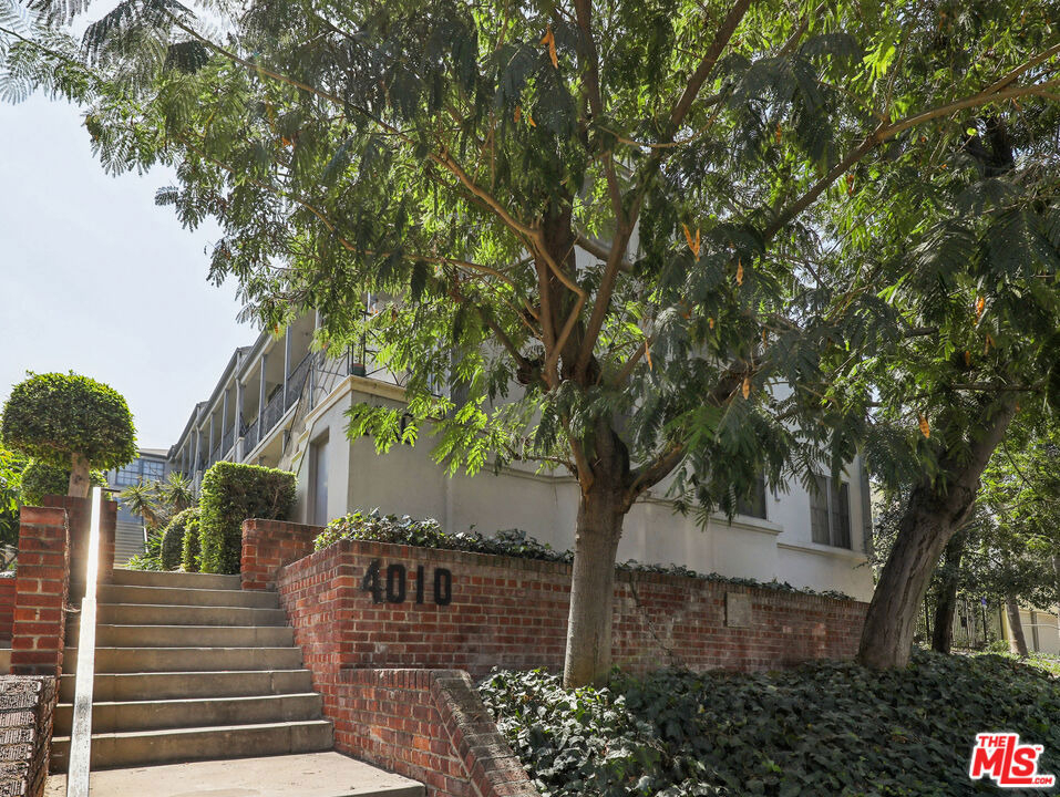 4010 Los Feliz Boulevard - Photo 14