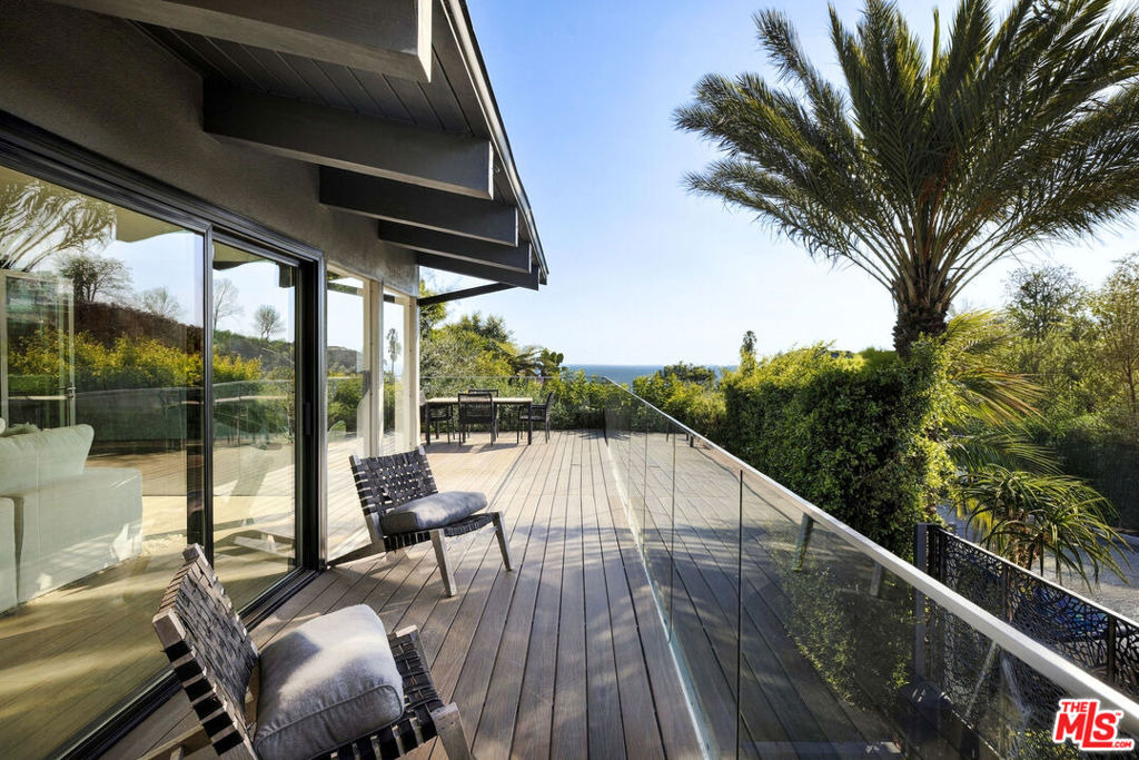 344 Arno Way - Photo 32