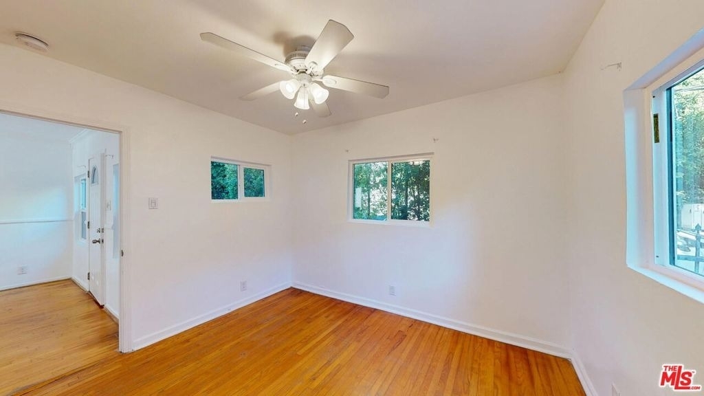 2107 Vine Street - Photo 10