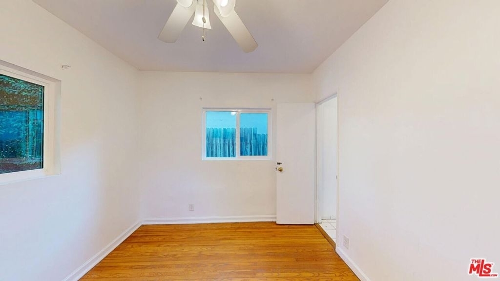 2107 Vine Street - Photo 11