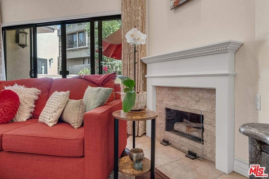 1722 Malcolm Avenue - Photo 8