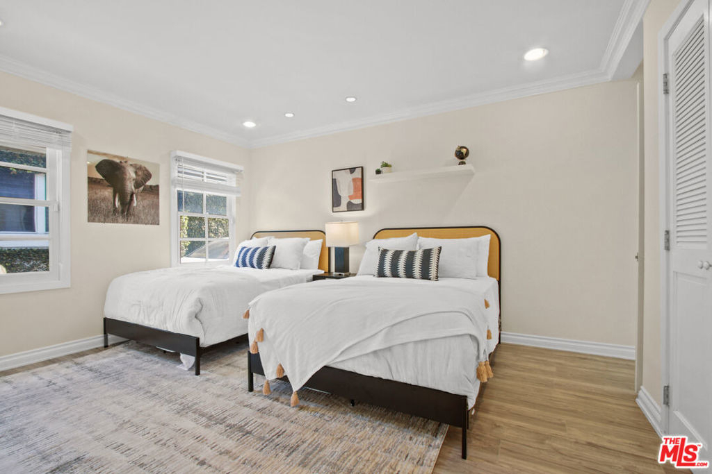 9509 Cresta Drive - Photo 10