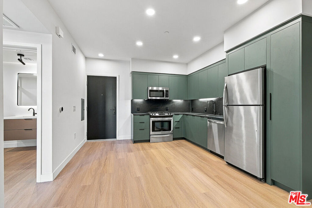 10601 Washington Boulevard - Photo 8