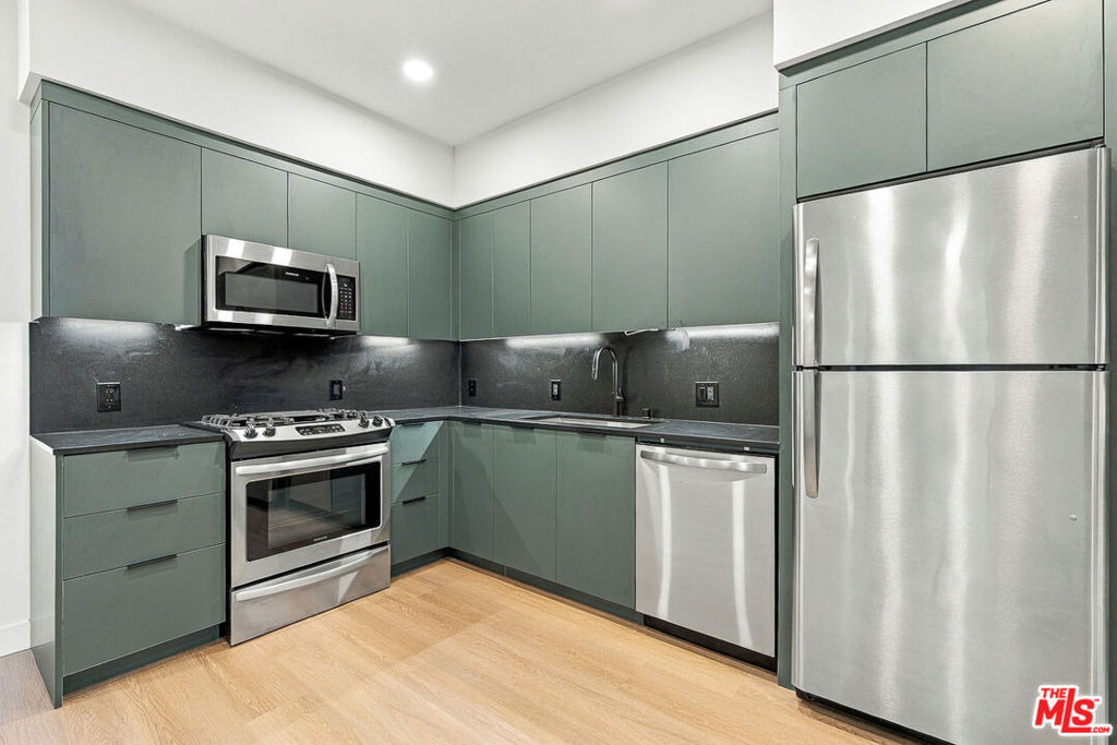 10601 Washington Boulevard - Photo 9