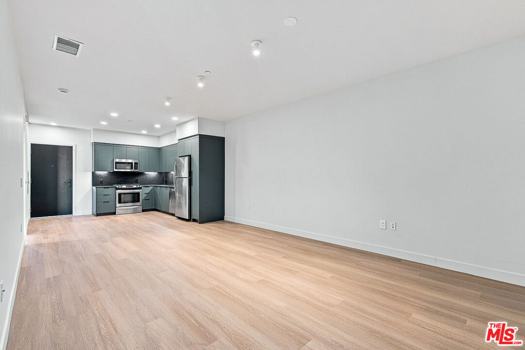 10601 Washington Boulevard - Photo 6