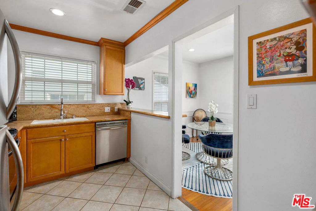 9645 W Olympic Boulevard - Photo 9