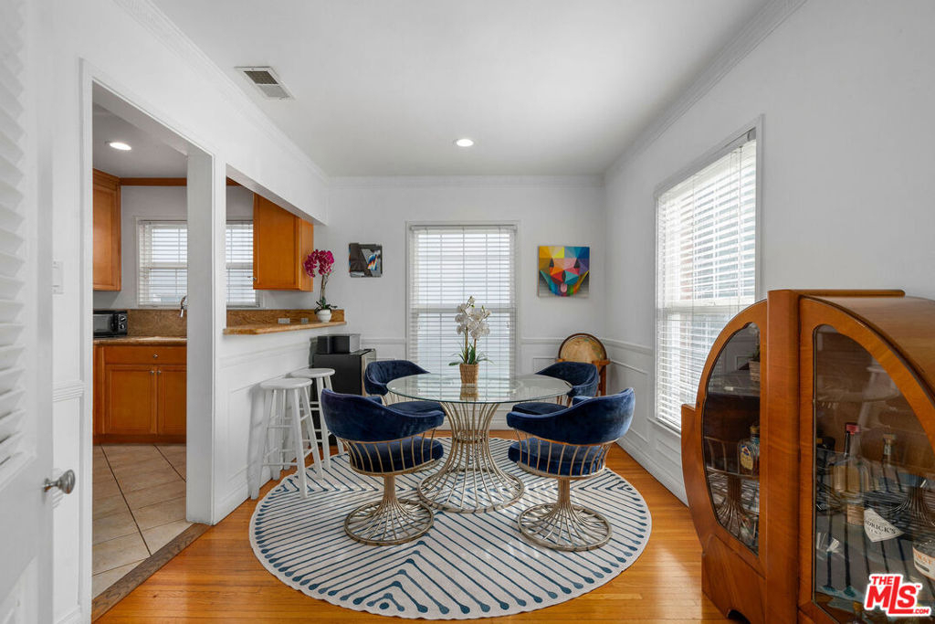 9645 W Olympic Boulevard - Photo 6