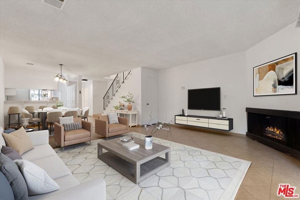 848 15th Street - Photo 0