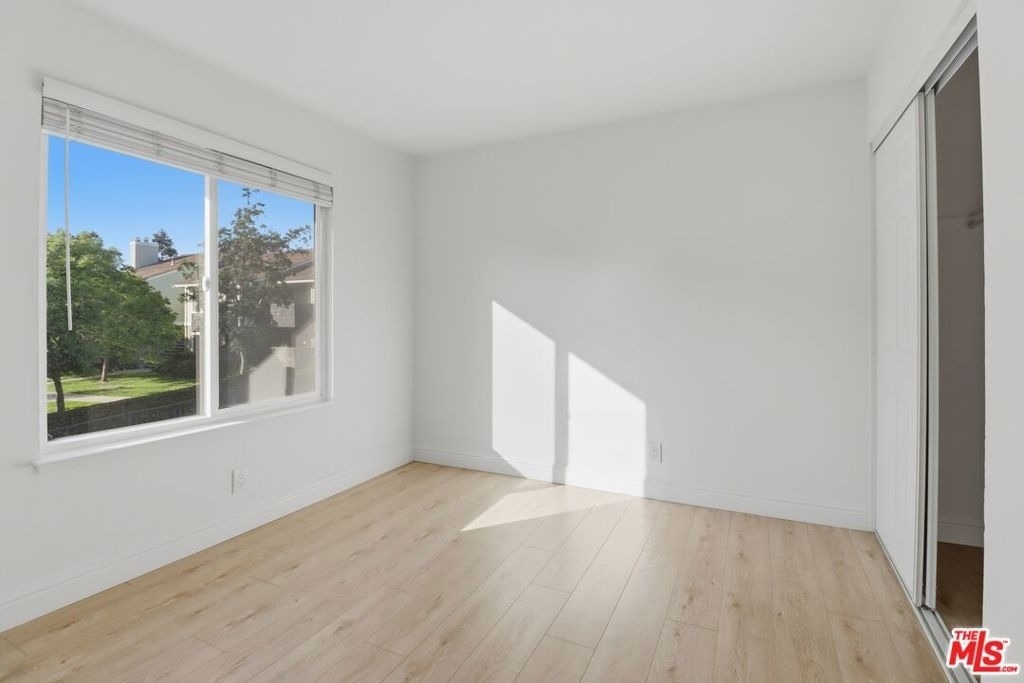2511 Easton Place - Photo 9