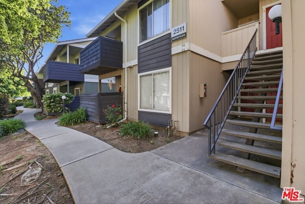 2511 Easton Place - Photo 18