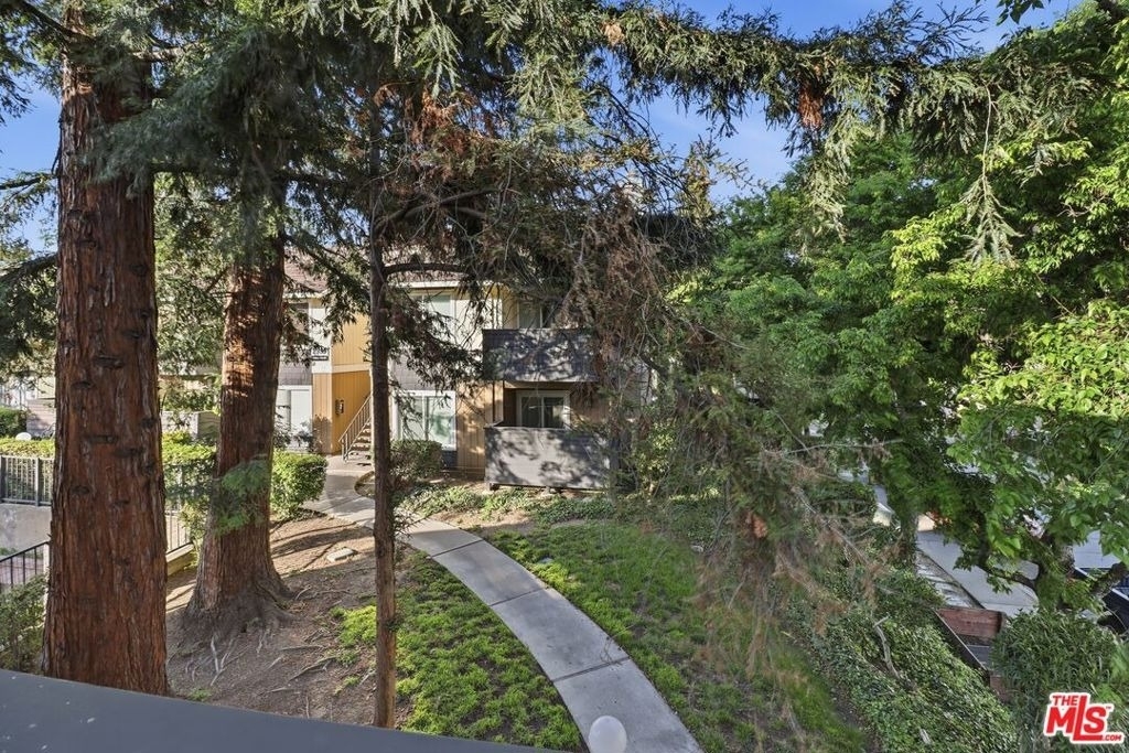2511 Easton Place - Photo 21