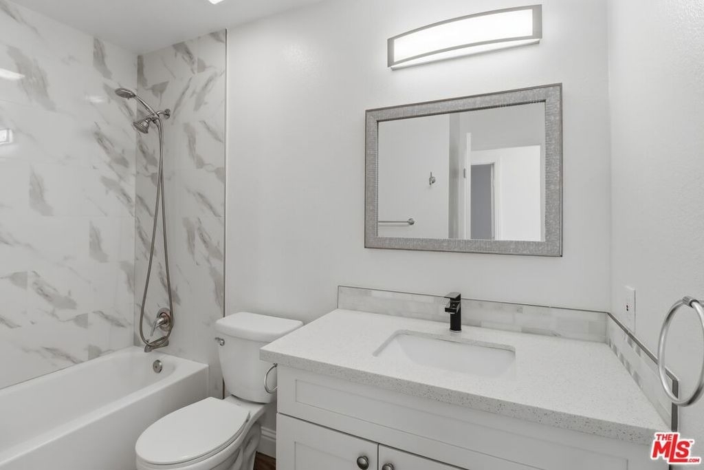 2511 Easton Place - Photo 11