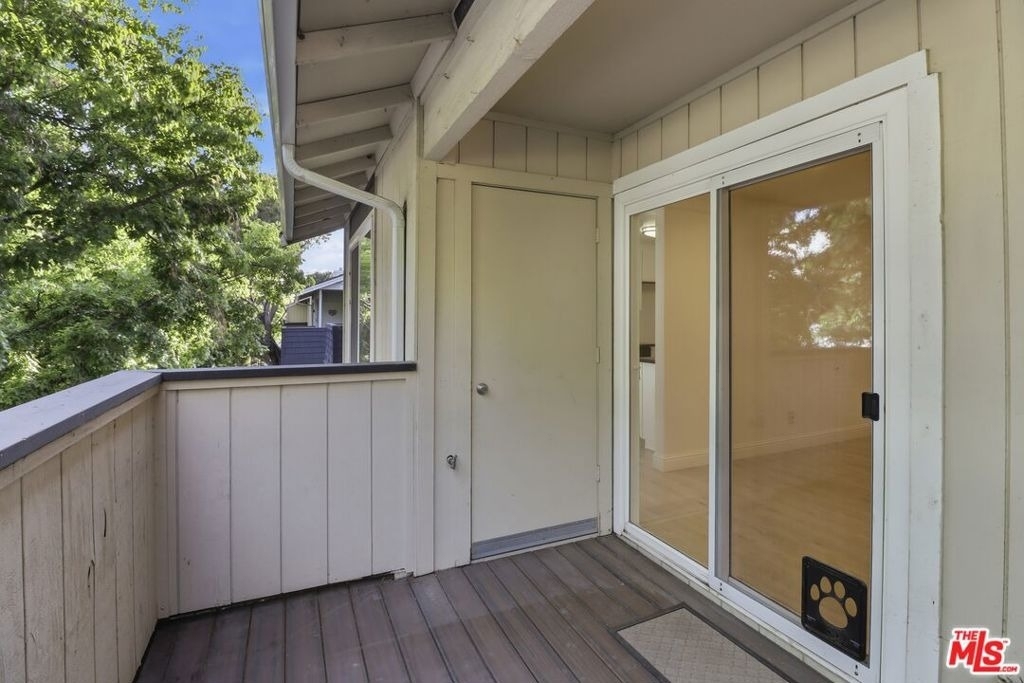 2511 Easton Place - Photo 3