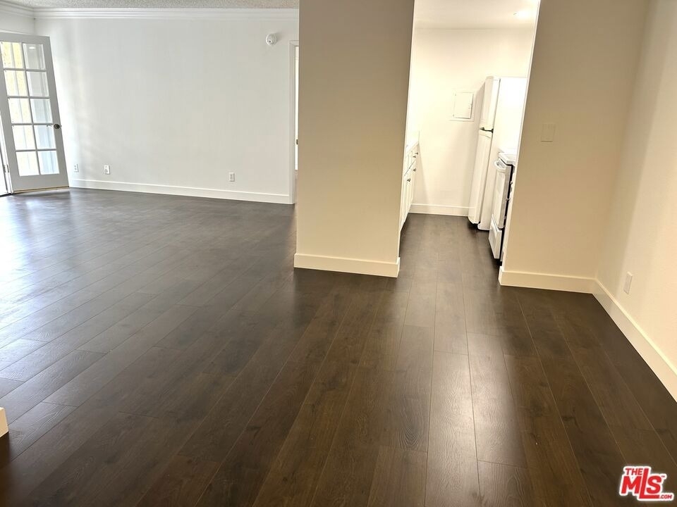 1731 Colby Avenue - Photo 5