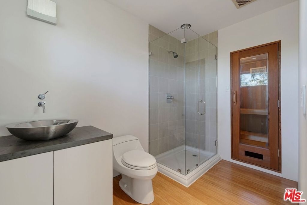 3944 Cody Road - Photo 19