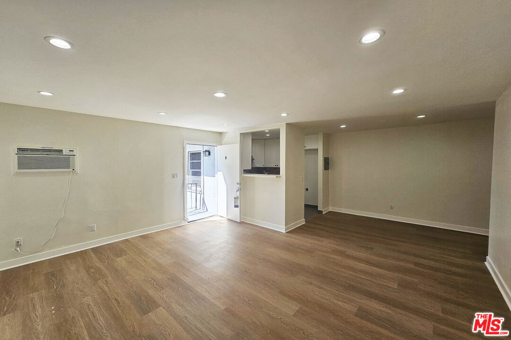 1341 N Keystone Street - Photo 1