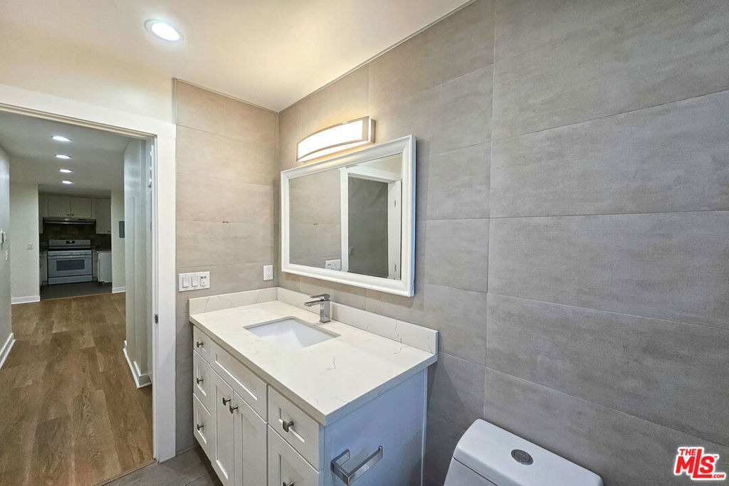 1341 N Keystone Street - Photo 10