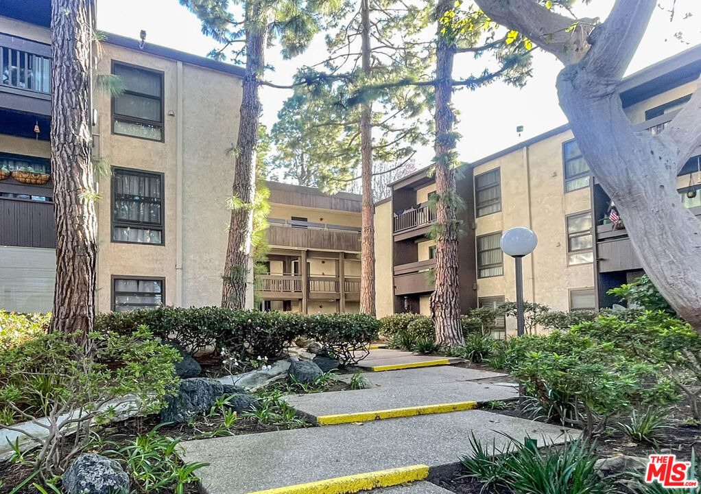 7777 W 91st Street - Photo 25