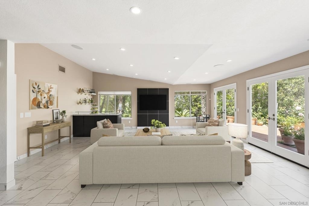 6518 Monte Fuego - Photo 21