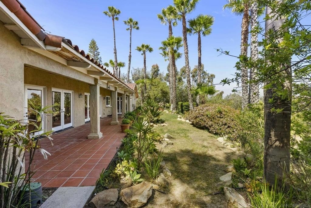 6518 Monte Fuego - Photo 49