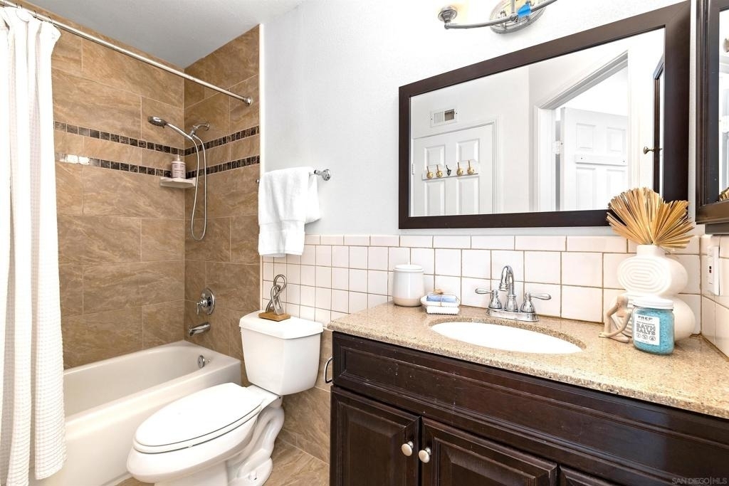 8811 Gilman Dr - Photo 6