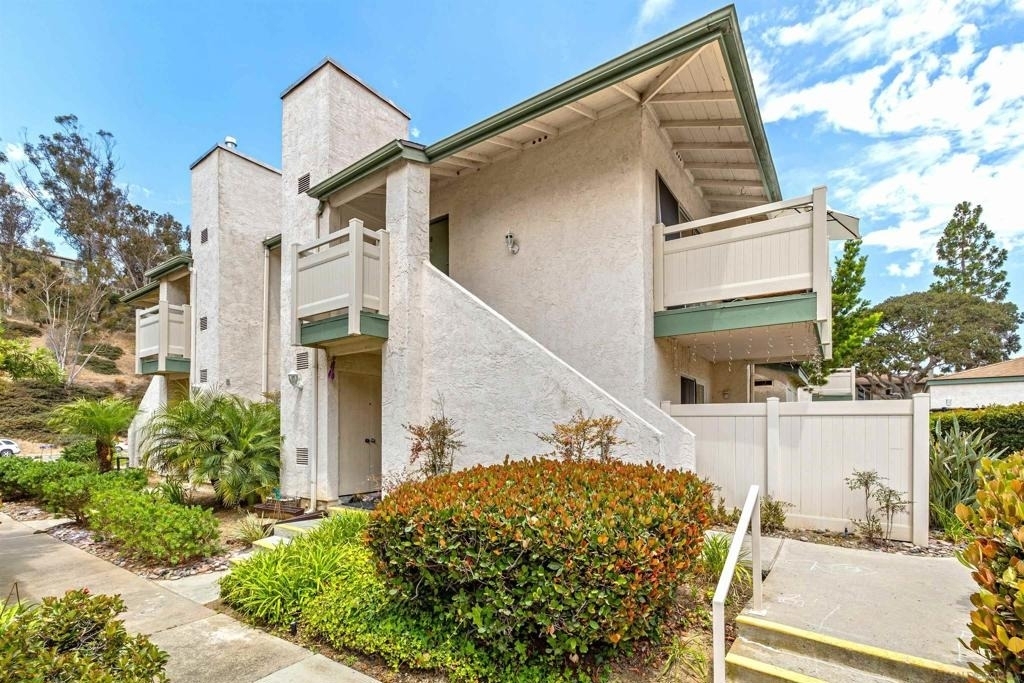 8811 Gilman Dr - Photo 10