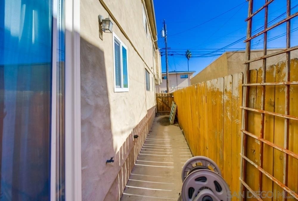 3769 Wilson Ave - Photo 38