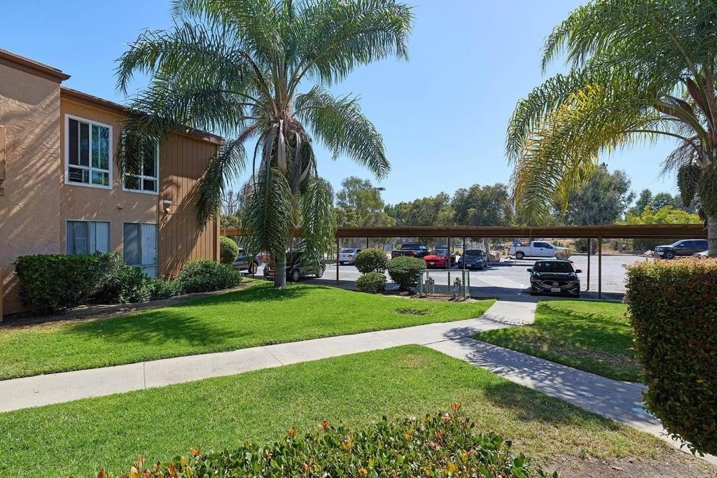 1051 Rock Springs Rd - Photo 17