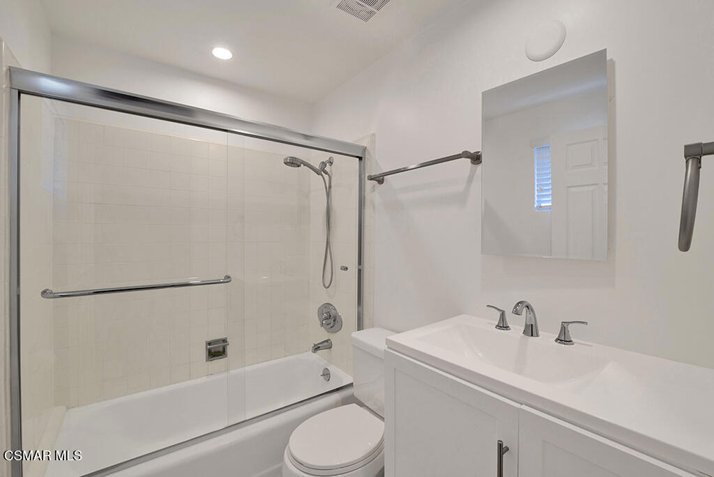 12754 Addison Street - Photo 21