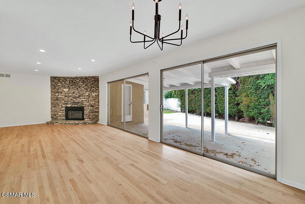 12754 Addison Street - Photo 9